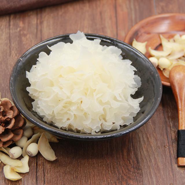 女人不想过早变成"黄脸婆",这些食物多吃,补充胶原蛋白显年轻