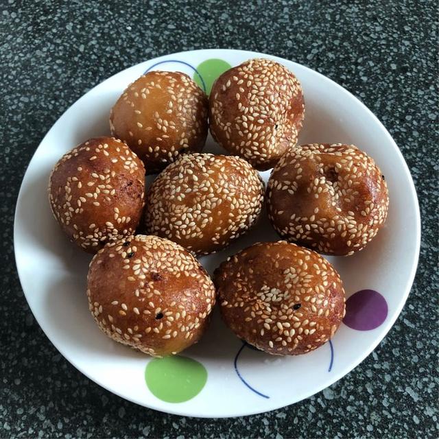 过年做的油炸糯米果子