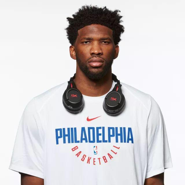 来自"大帝"的问候——nba全明星球员恩比德为hyperx代言