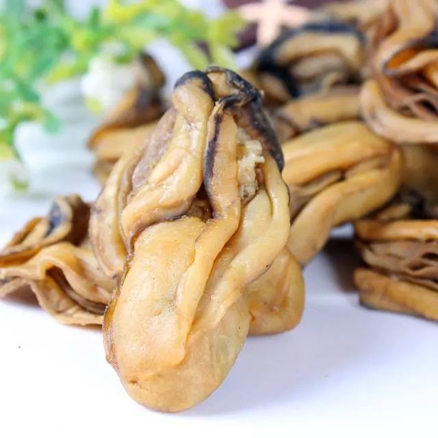 红酒蜜糖搭配肥美生蚝干,中西合璧式煎金蚝!