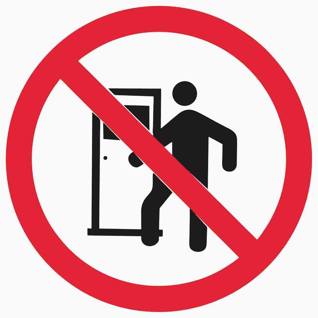 3,涂刷防水层后,要设置禁止入内的标签,免得破坏防水层.