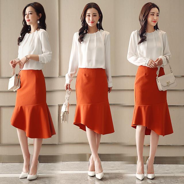 春夏季伊始,裙子套装要这样搭配很漂亮