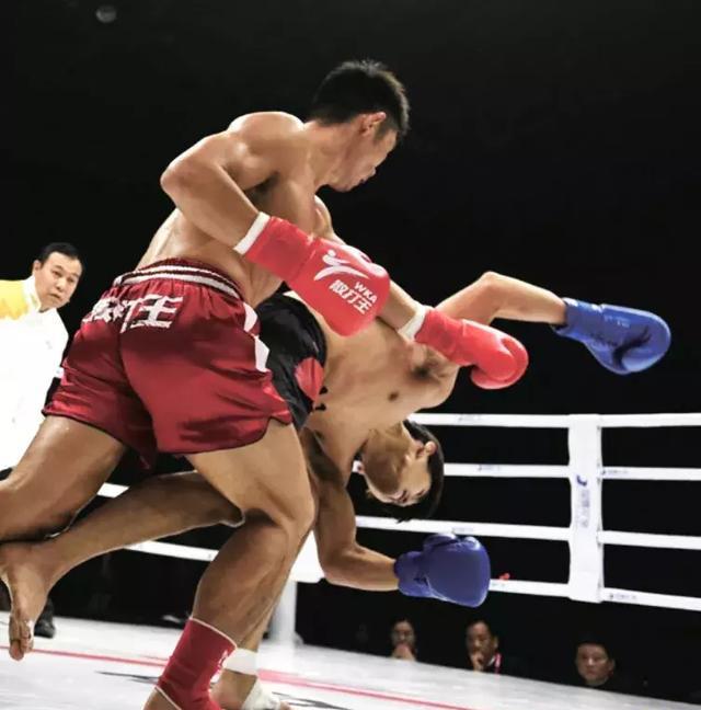 散打王的舞台上展示自己的实力,展示中国武术散打的力量,付高峰很满意