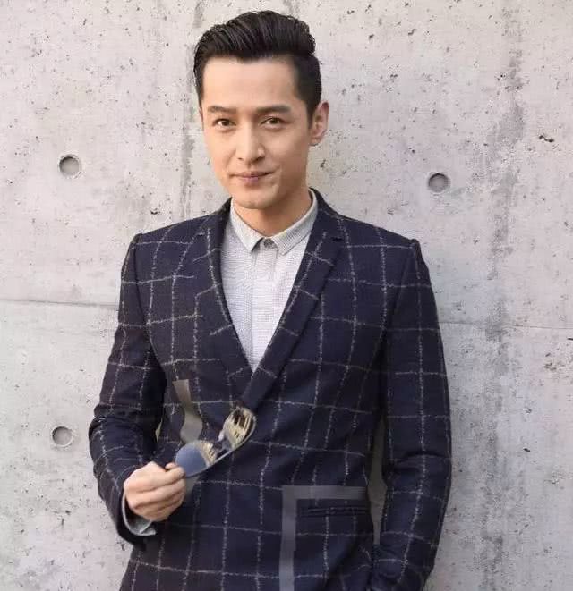 中国最帅的四大男明星，胡歌垫底，钟汉良第二，第一无人企及！|钟汉良|胡歌|男明星_新浪新闻