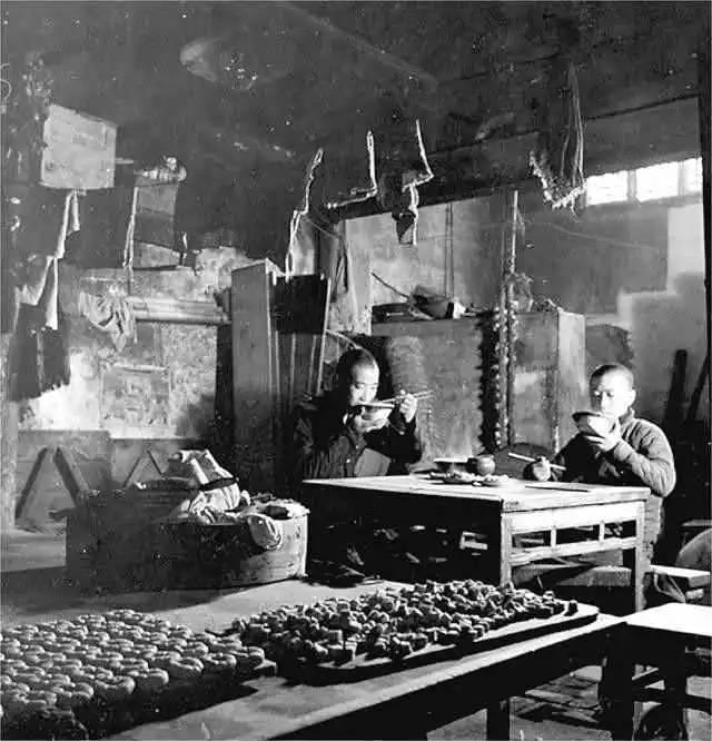 珍贵老照片: 民国初年的北平街头小吃