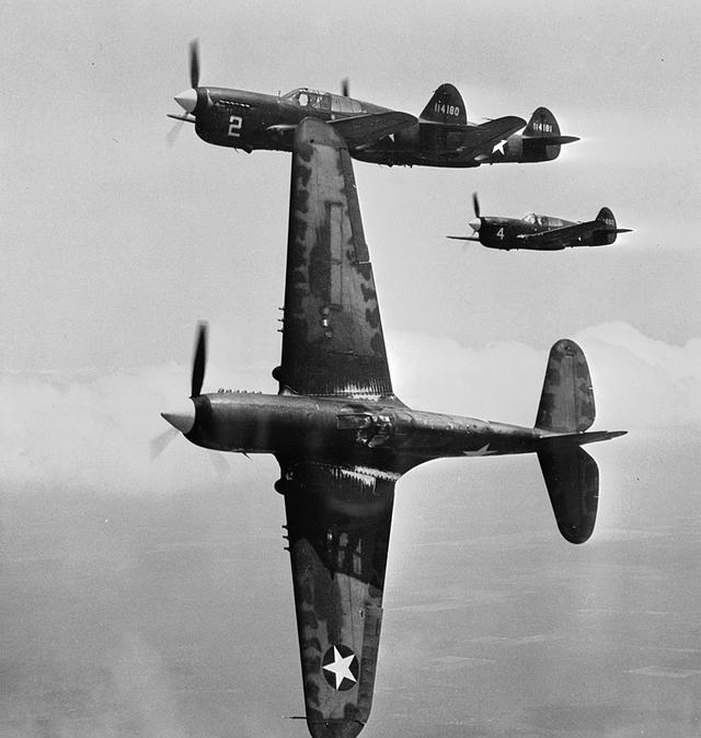 二战战机 之 美国p-40"战鹰"战斗机