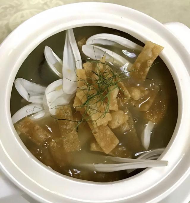 吃转广佛|舌尖上的"菊花水蛇羹",可能是你吃过最好吃的蛇羹