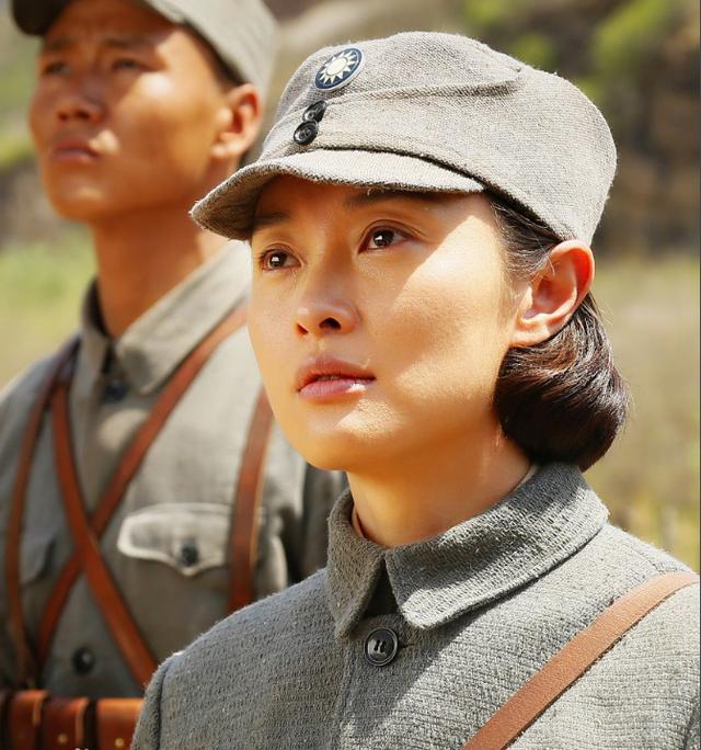 吴越因演"小三"被骂长得丑,年轻时的她这般惊艳,但却至今单身