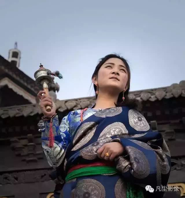 藏族姑娘——乔旦卓玛