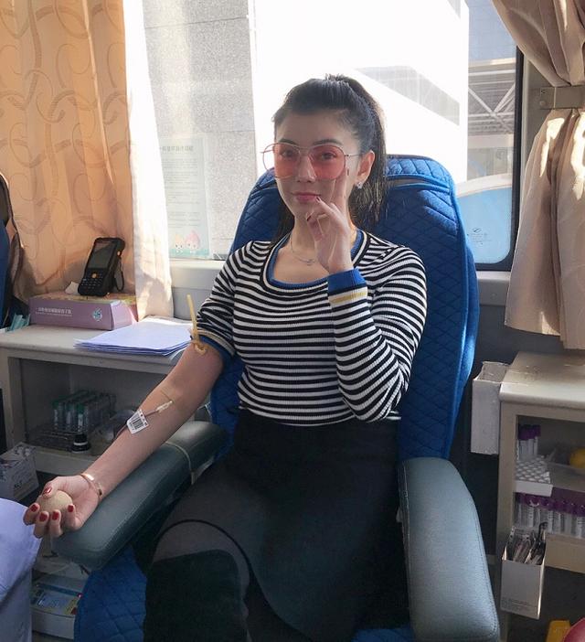 当年的秦羽墨女大十八变,富态雍容认不出,出道12年不温不火!