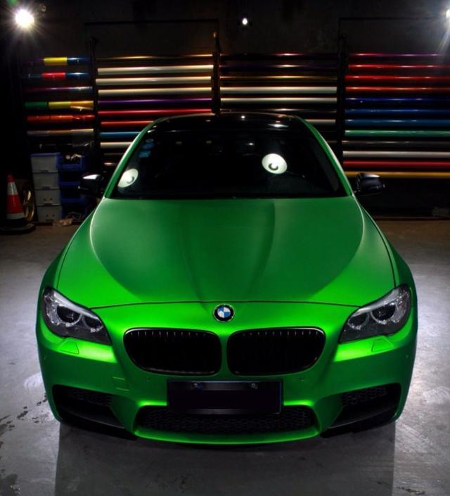 宝马原厂电吸门   9.bo中置喇叭   10.原厂倒车影像   11.