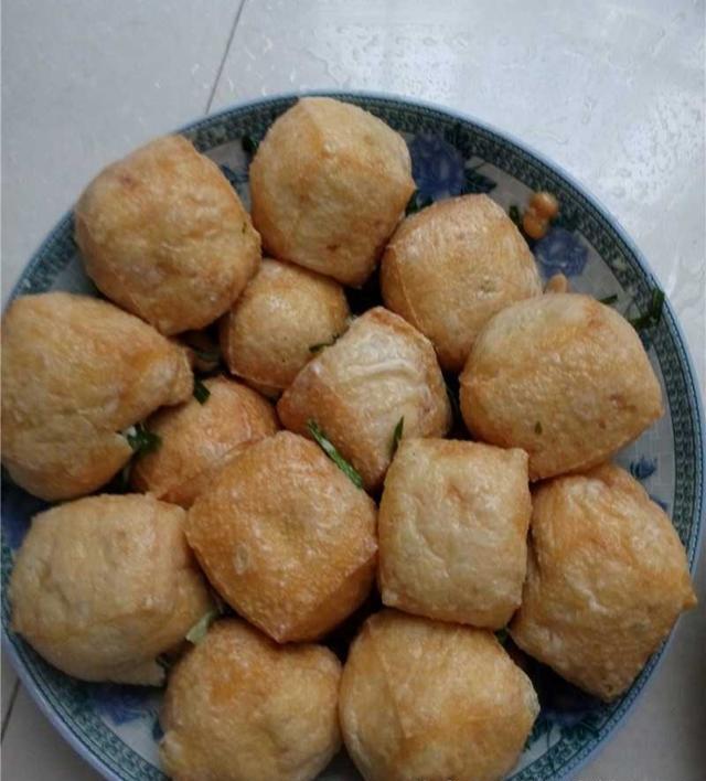 舌尖上的信宜酿豆炸