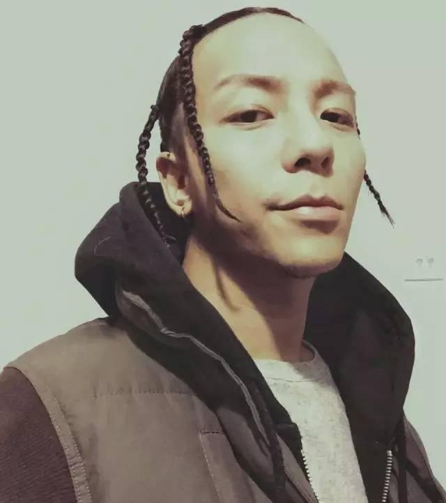 黄景行为何你只活在评论区?你是参赛选手还是节目组请的舞蹈顾问