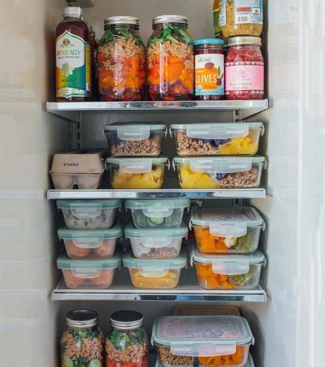 一个健身爱好者的冰箱是什么样子i美食品尝