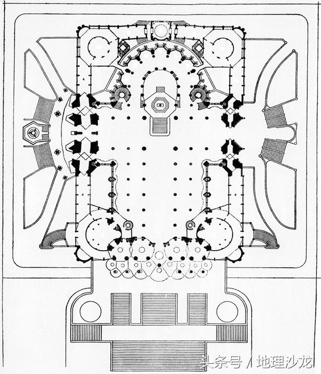 圣家族大教堂平面图高塔和教堂的大部分结构将于2026年,高迪逝世的100