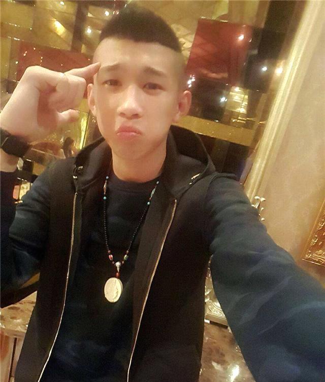 天佑买新车被批乱花钱,霸气回应:明天我还买劳斯莱斯,气死你!