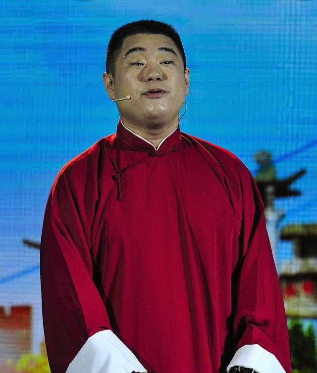 相声《童年的记忆》——"航宇杯"职工创新才艺大赛纪实(10)