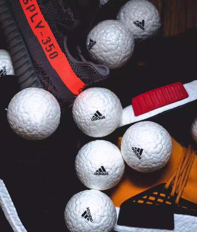 阿迪达斯的boost的黑科技天天见,boost小球见过么