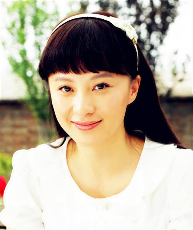 她徐露便是这样一个为梦想努力的人.