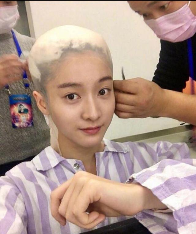 张雪迎初次挑衅"光头造型",网友不由夸奖真是敬业!