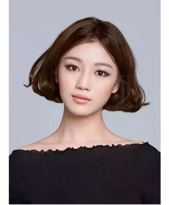 纠结长发or短发圆脸方脸女生这样选发型才最美