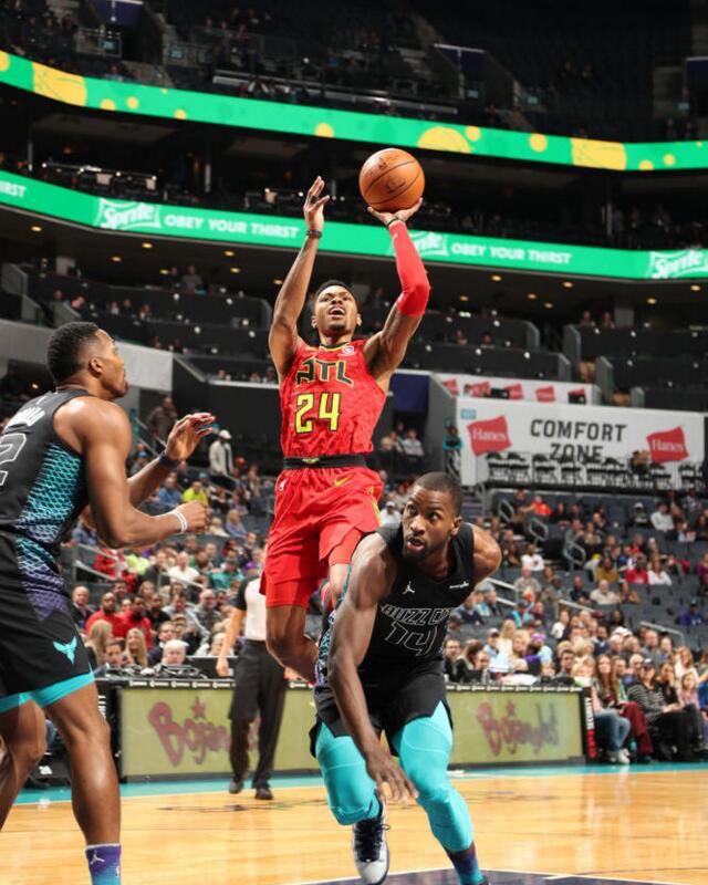 7连15篮板 7封盖!火箭最强旧将梦回巅峰!有他今日必胜鹈鹕