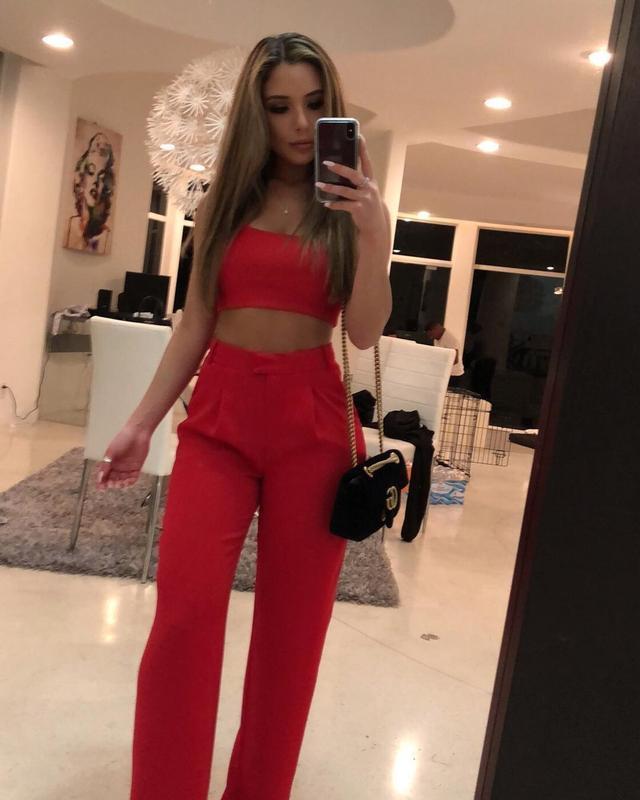 科比夫妇度假秀恩爱拉文女友晒自拍美照