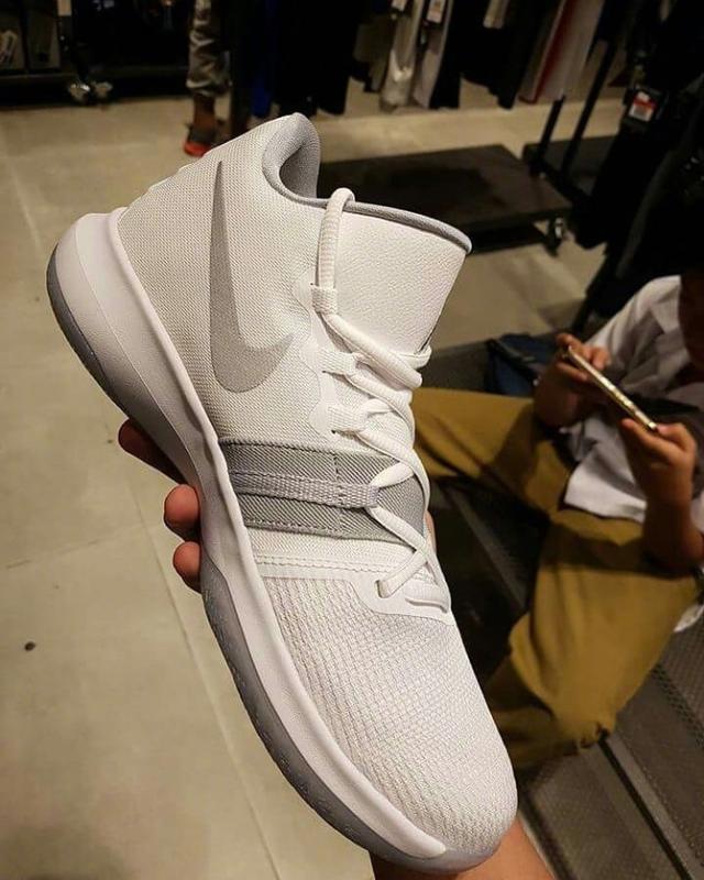 nikekyrieflytrap欧文团队鞋款正式发布