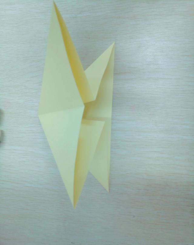 教你用纸折个小桃子 趣味折纸之小桃子
