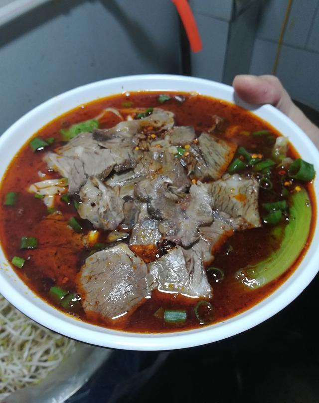 牛肉汤这样煮才能既美味又浓郁