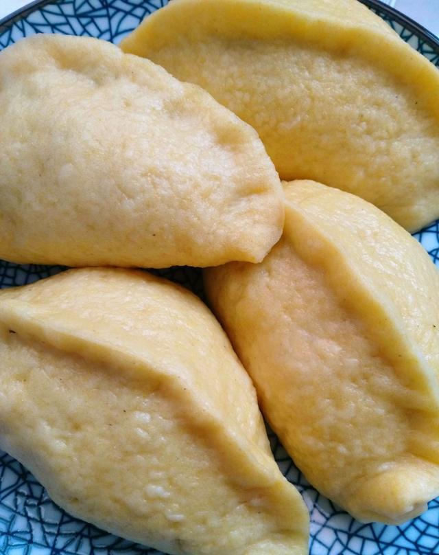 吃腻了细粮和鱼肉,来点营养全面的玉米面素包子,小孩子也喜欢吃