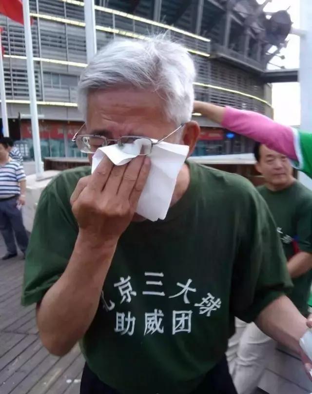 “国安大刀”杨震的那些事儿|足球|杨震|国安|大刀|套票_新浪新闻