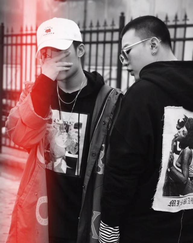 还有后来唱《time》的小青龙和辉子,最喜欢的莫过于来自红花会的两员