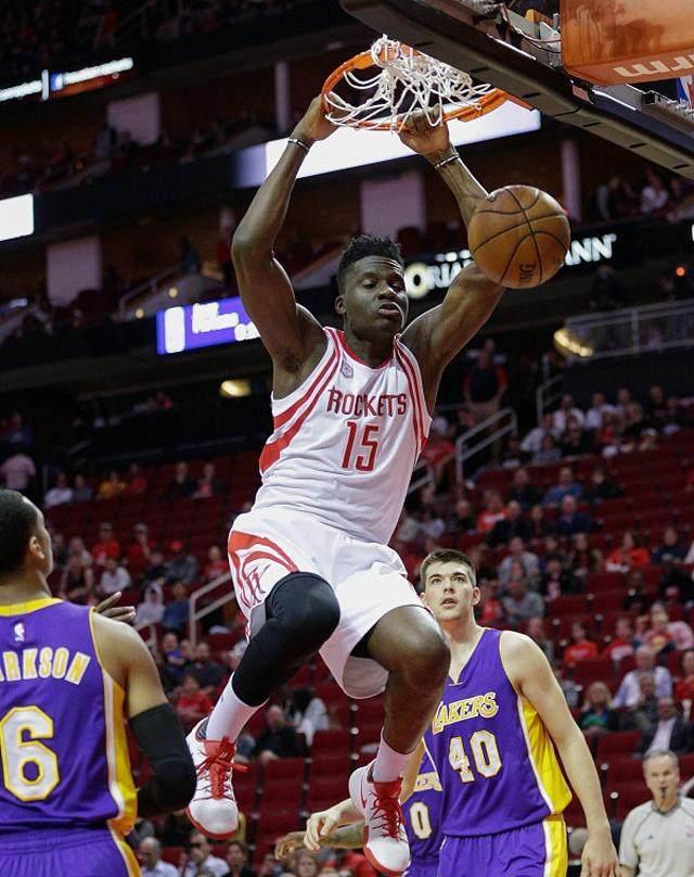 火箭不可或缺的人,球队第三巨,论卡佩拉重要性,卡佩拉必须顶薪