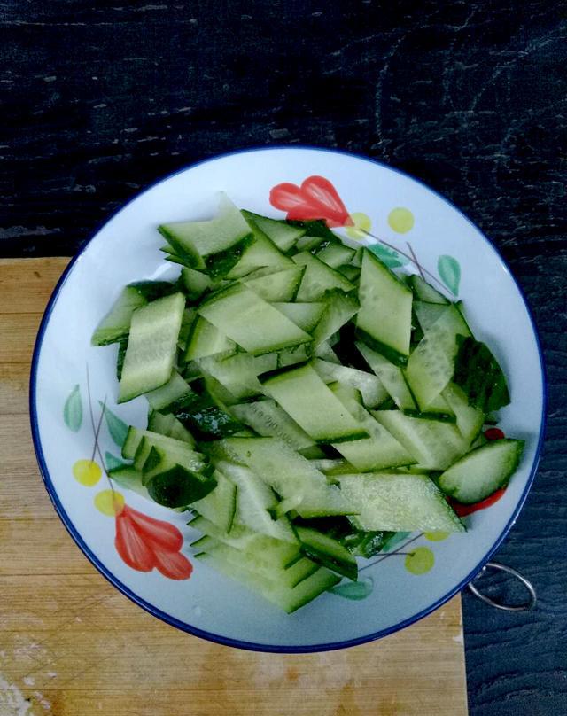 木须黄瓜 营养价值极致体现