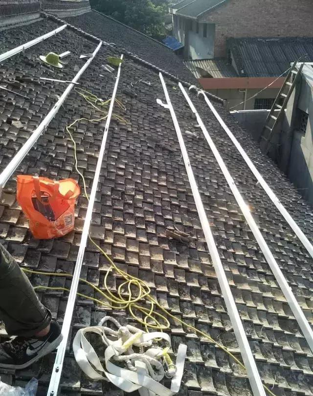 小青瓦屋面的安装实例