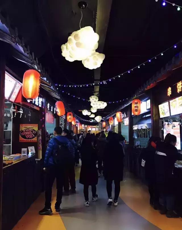 呼和浩特竟然开了一条时尚地下街!新奇又好玩的店!你还没去过么