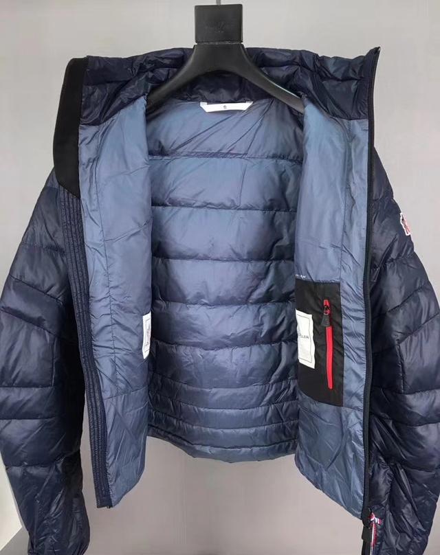 蒙口羽绒服男款高仿多少钱,相关知识查询