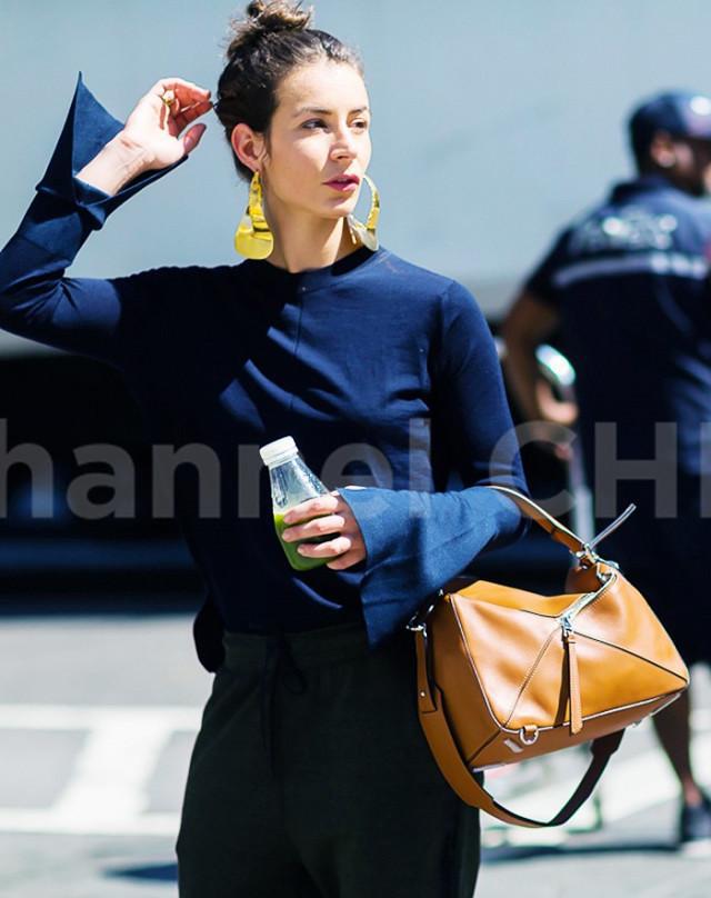 经典|几何包的王者,罗意威的拼图包怎能不入!