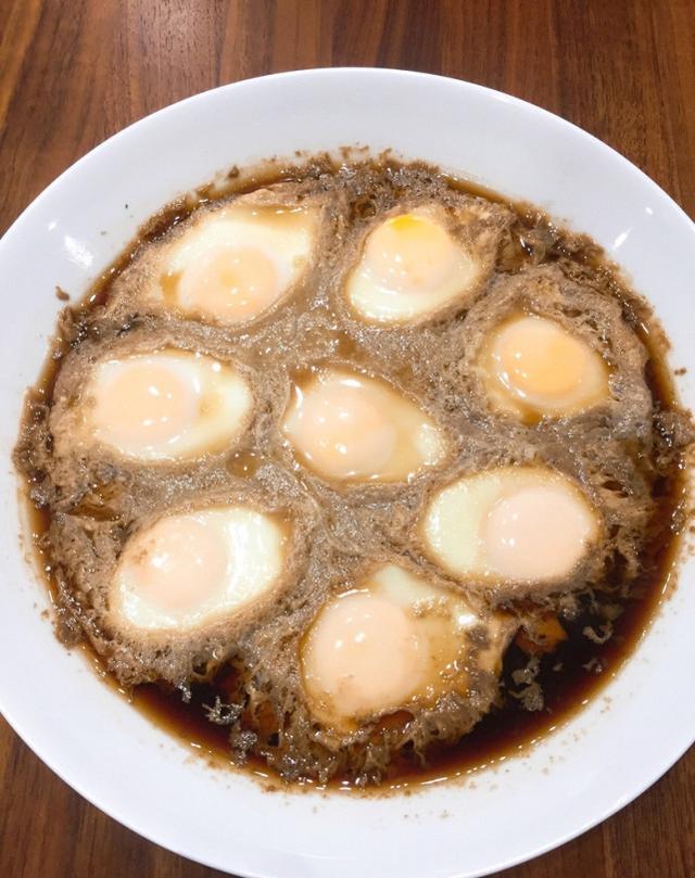 三餐随手拍,鸡蛋酒,烧带鱼,板栗烧鸡,有大家喜欢吃的吗?