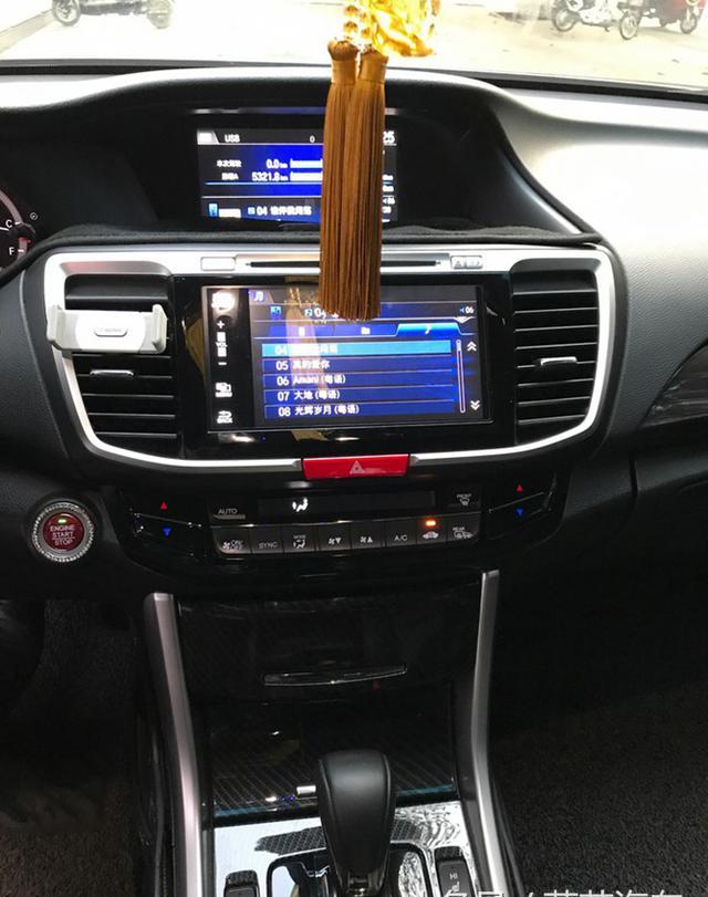 忘不掉的颜值,9.5代雅阁前脸霸气车尾丰满,这才是本田freestyle