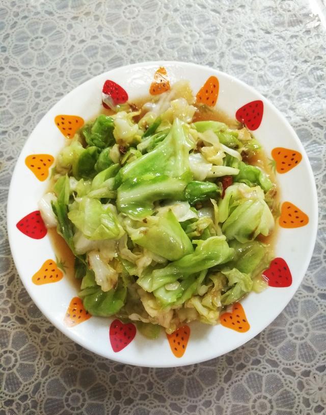 美味又下饭的炝炒包菜餐桌上怎能少了它