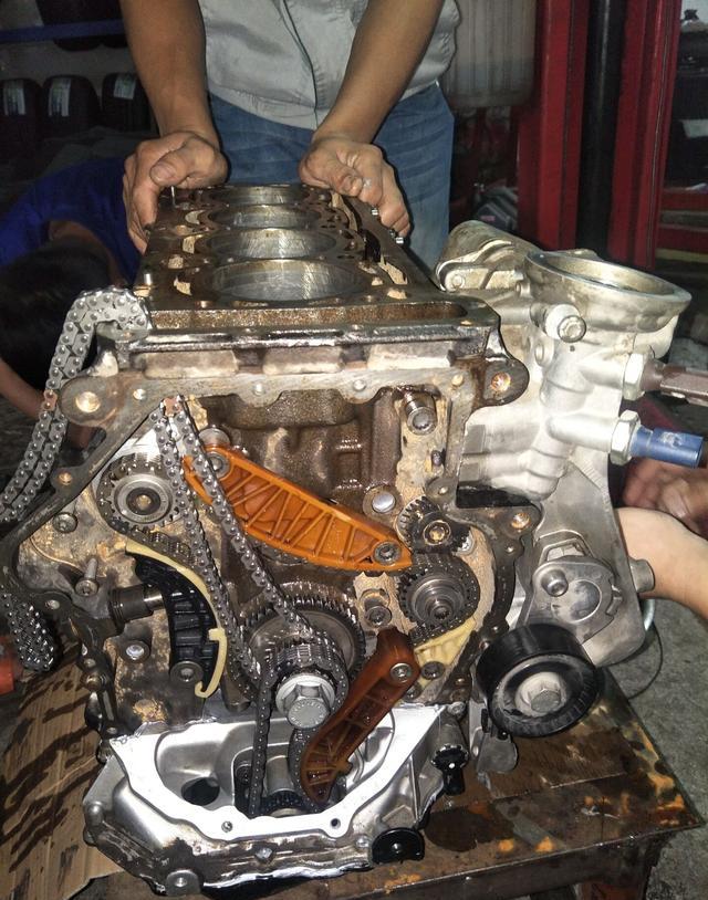 奥迪a6大修发动机全过程