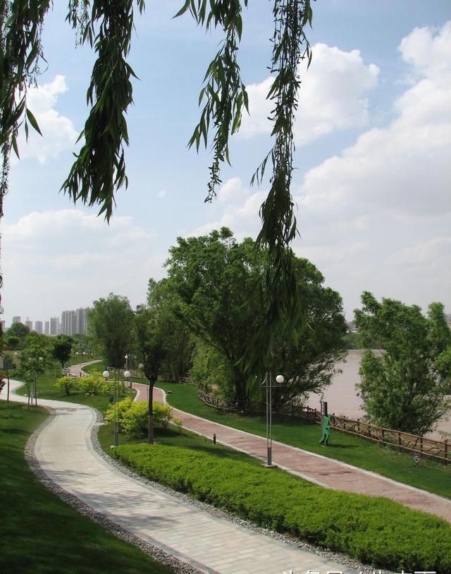 正文  马滩公园所处的位置                  