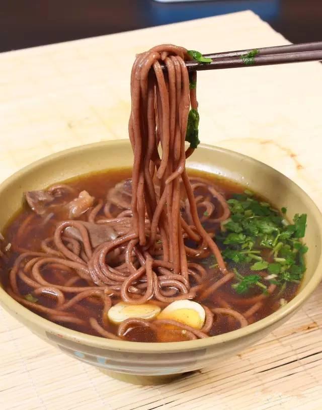 饸饹条秘制牛汤有特色教你主食打造餐饮业界神话