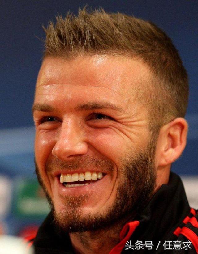 引领潮流发型的不是博格巴 是万人迷小贝