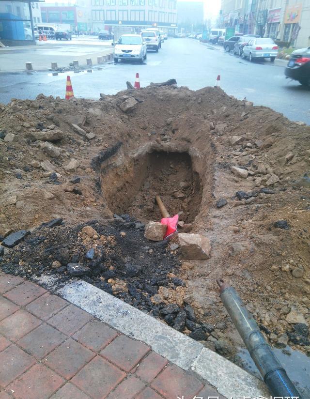 全程水平钻孔拖管施工(布管施工阶段)