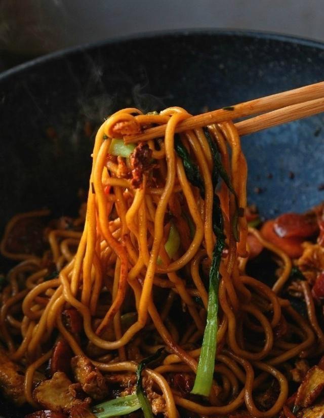 同事教我这样做早餐炒面,第一次就吃了两大碗