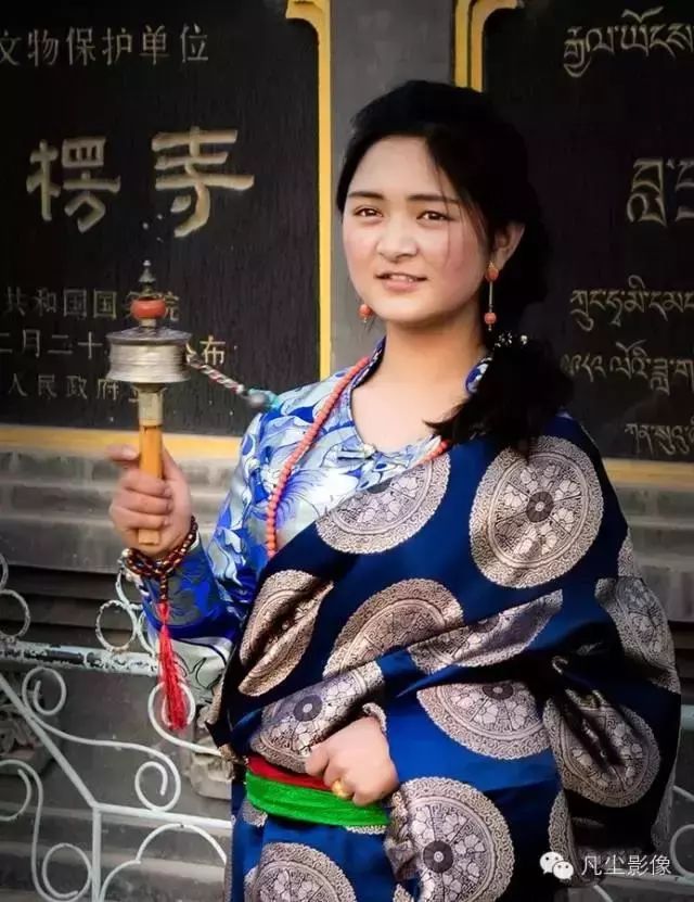 藏族姑娘——乔旦卓玛