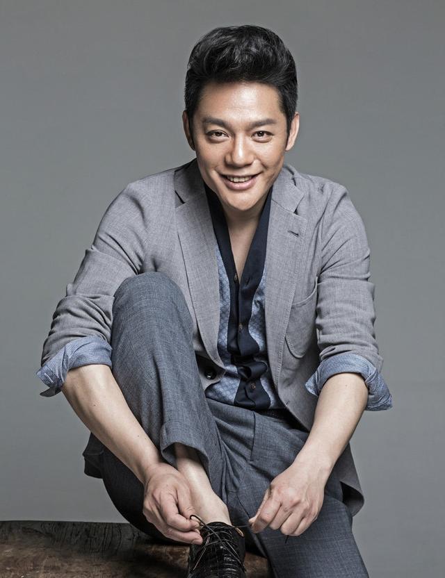 荧屏好男人,人设崩塌,抛弃妻子,与其他女星同游!|傅程鹏|恩爱|好男人_